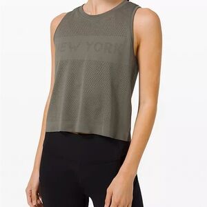 Lululemon breathe crop top city new york size 4
